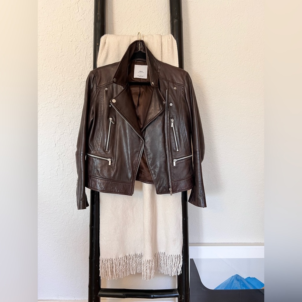 LIKE NEW MANGO BROWN LEATHER MOTO JACKET MED.